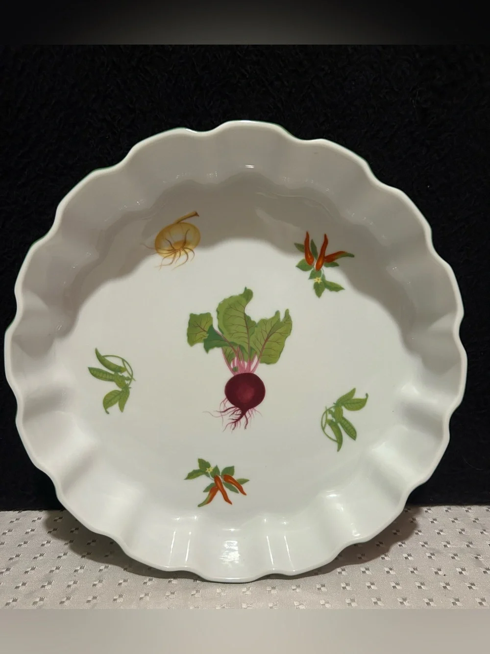 Vegetable Garden by Andrea Round Quiche or Pie Dish Pan Fluted Bakeware